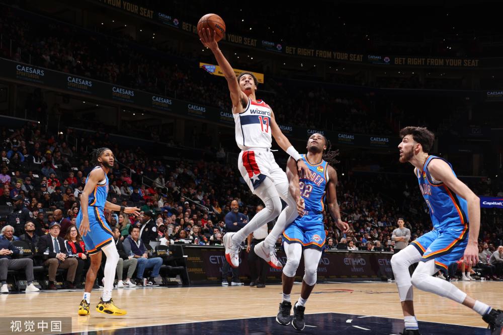 阿尔瓦雷斯 阿尔瓦雷斯