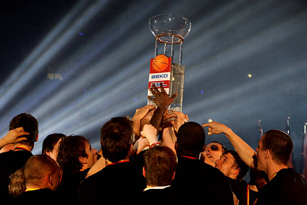 防守著称的 防守著称的